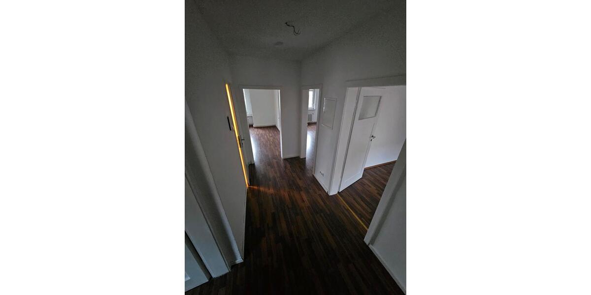 Erdgeschoßwohnung Mannheim Käfertal - 3 Zimmer, 75 m&sup2;, 1.200&euro; | Angebot:26037121