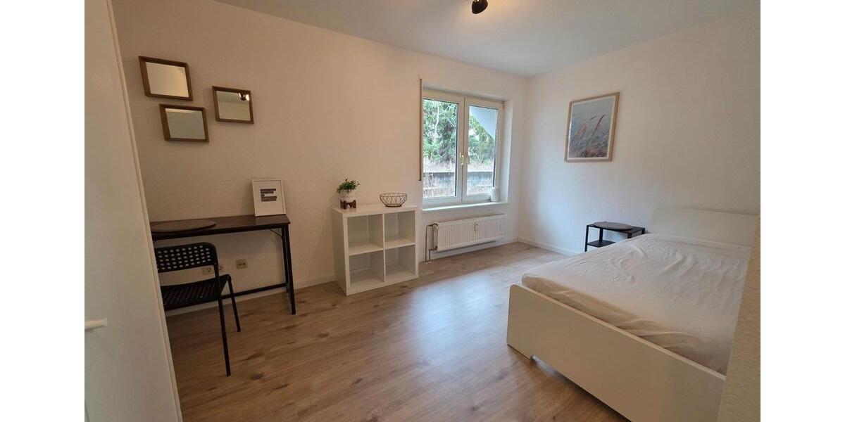 Hochparterre Mannheim Herzogenried - 1 Zimmer, 23 m&sup2;, 500&euro; | Angebot:25237153