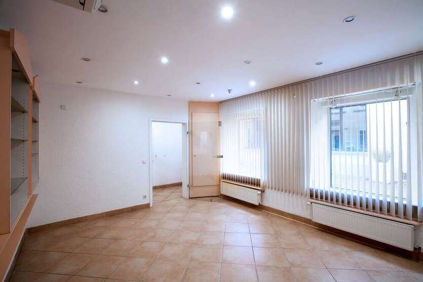 Haus zum Kaufen in Speyer 680.000 € 216 m²