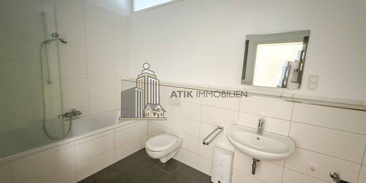 ATIK: Helle 7-Zimmer-Whg direkt am Marktplatz, ideal für WG-Nutzung, nur wenige Minuten von der Uni - Etagenwohnung Mannheim Quadrate | Angebot:26267224