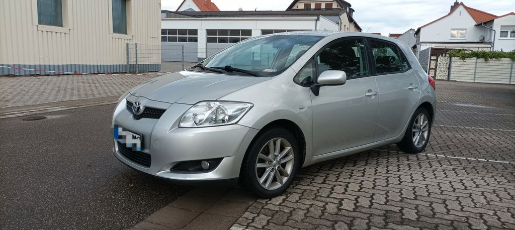 Toyota Auris 225.000 km 3.490 &euro; Ludwigshafen 67071
