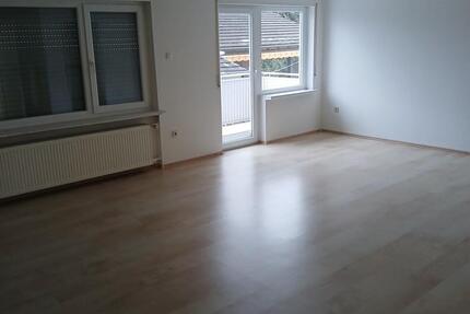 Wohnung Oberhausen-Rheinhausen Rheinhausen - 3 Zimmer, 93 m&sup2;, 1.000&euro; | Angebot:25304103