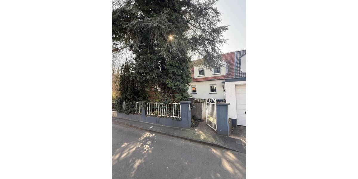 Reihenmittelhaus Ludwigshafen am Rhein Oppau - 4 Zimmer, 92 m&sup2;, 215.000&euro; | Angebot:26142893