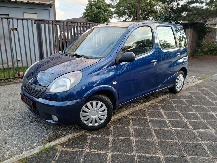 Yaris