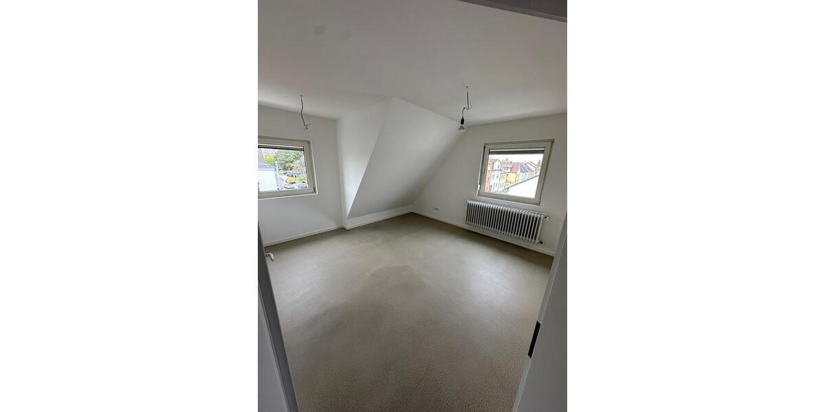 Dachgeschoßwohnung Ludwigshafen am Rhein Edigheim - 3 Zimmer, 84 m&sup2;, 924&euro; | Angebot:26163151
