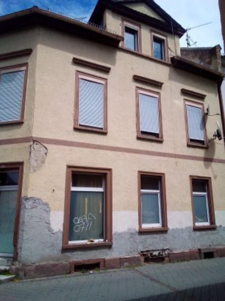Mehrfamilienhaus+ Abstellplätze Altstadt (Spielstraße)