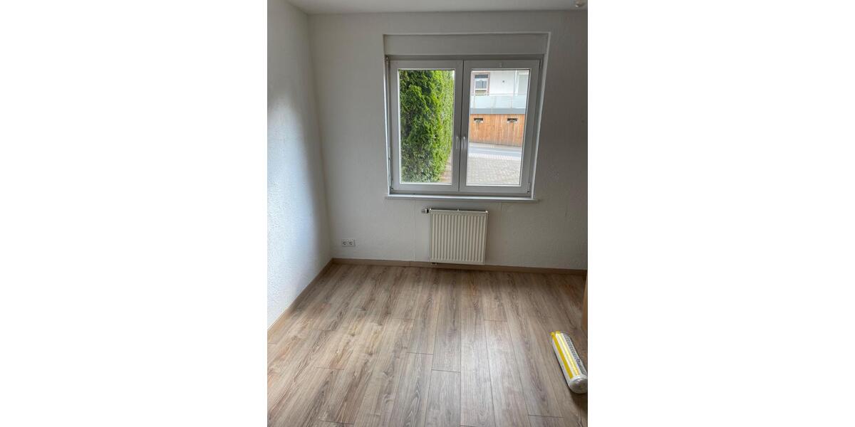 Erdgeschoßwohnung Birkenau - 4 Zimmer, 130 m&sup2;, 1.200&euro; | Angebot:24731759