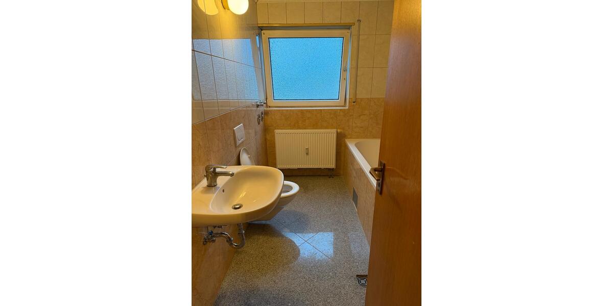 Erdgeschoßwohnung Mannheim Gartenstadt - 3 Zimmer, 95 m&sup2;, 1.200&euro; | Angebot:24787172