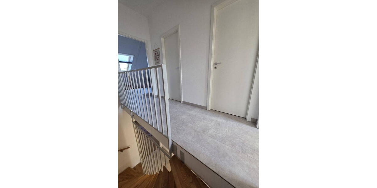 Reihenmittelhaus Laudenbach - 5 Zimmer, 141 m&sup2;, 599.000&euro; | Angebot:25870203