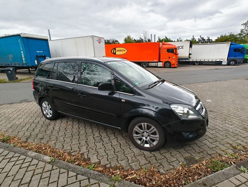 Opel Zafira 209.000 km 4.300 € Gaiberg 69251