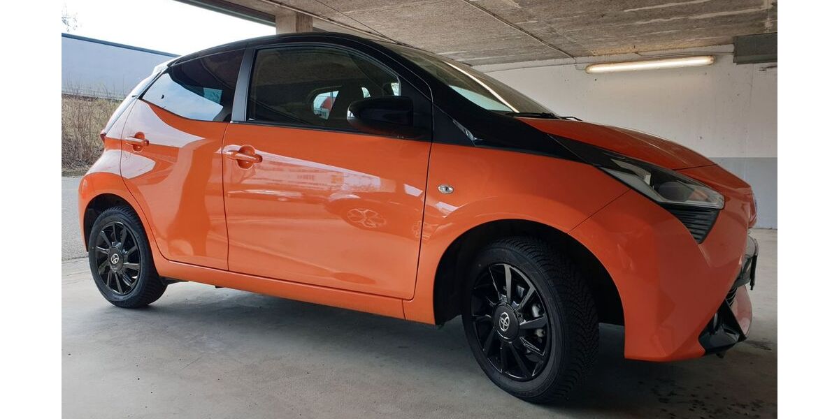 Toyota Aygo (X) 35.500 km 12.500 &euro; Heidelberg 69124