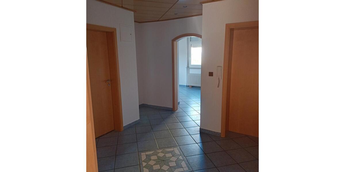Etagenwohnung Haßloch - 3 Zimmer, 125 m&sup2;, 395.000&euro; | Angebot:26286072