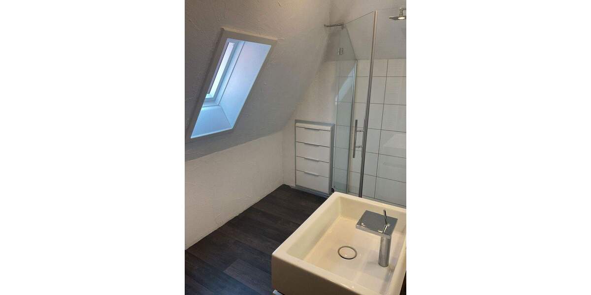 Etagenwohnung Ludwigshafen Friesenheim/Nord - 2 Zimmer, 63 m&sup2;, 175.000&euro; | Angebot:25878610