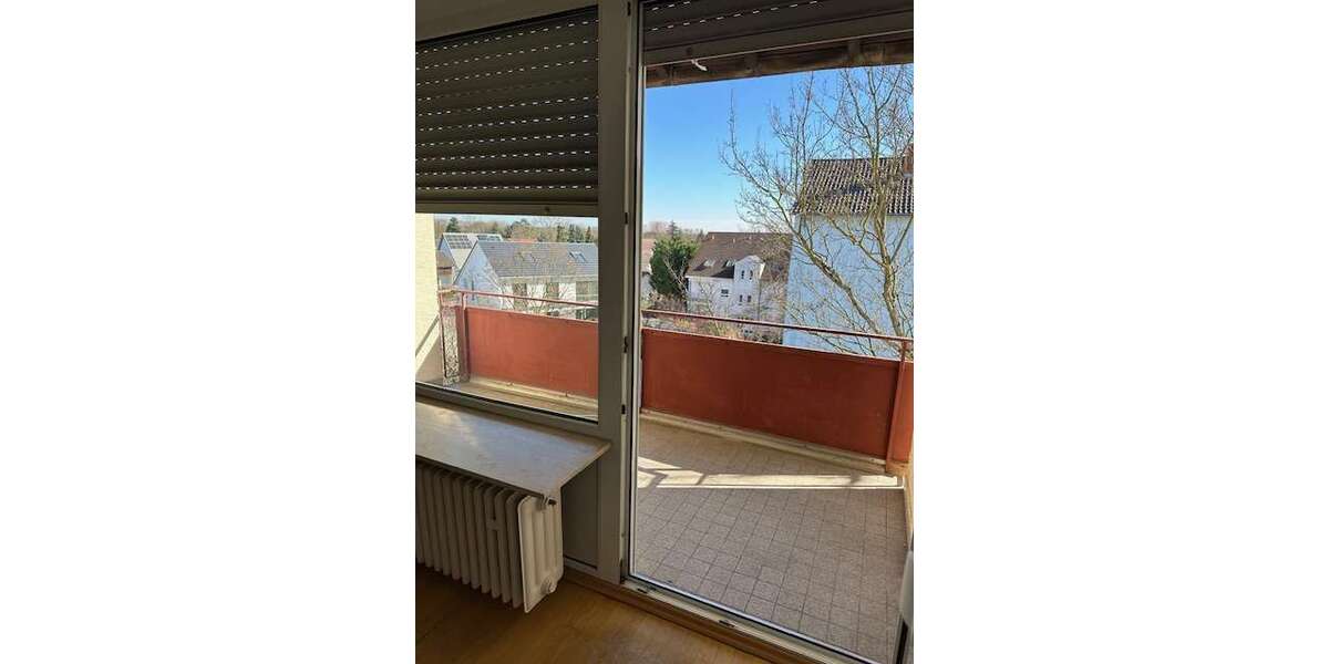 Etagenwohnung Limburgerhof - 3 Zimmer, 93 m&sup2;, 950&euro; | Angebot:25349677