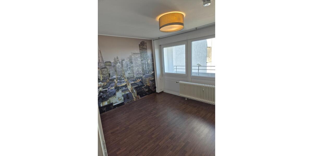 Etagenwohnung Ludwigshafen am Rhein Ludwigshafen-Oggersheim - 3 Zimmer, 80 m&sup2;, 950&euro; | Angebot:23760072