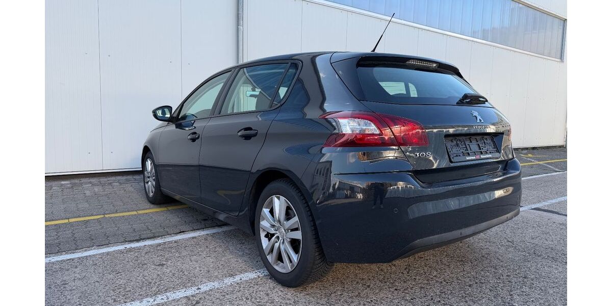 Peugeot 308 120.000 km 6.190 &euro; Gernsheim 64579