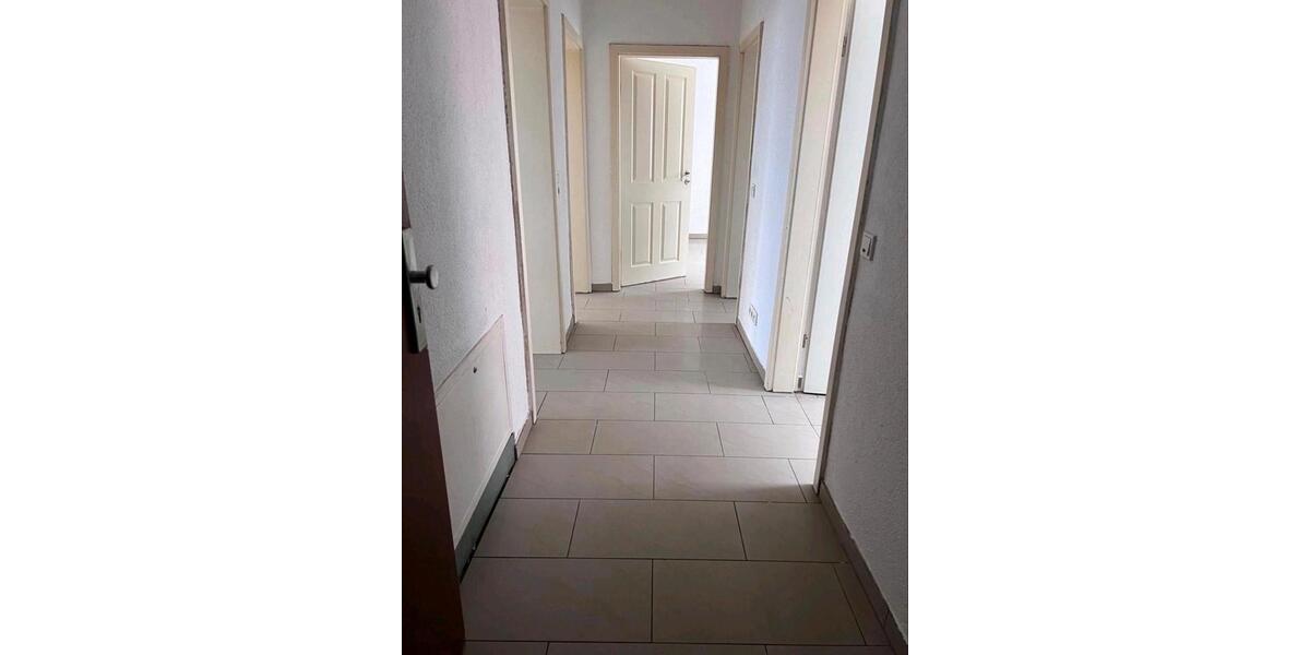 Erdgeschoßwohnung Ludwigshafen am Rhein Ludwigshafen-Hemshof - 3 Zimmer, 85 m&sup2;, 1.400&euro; | Angebot:26186775