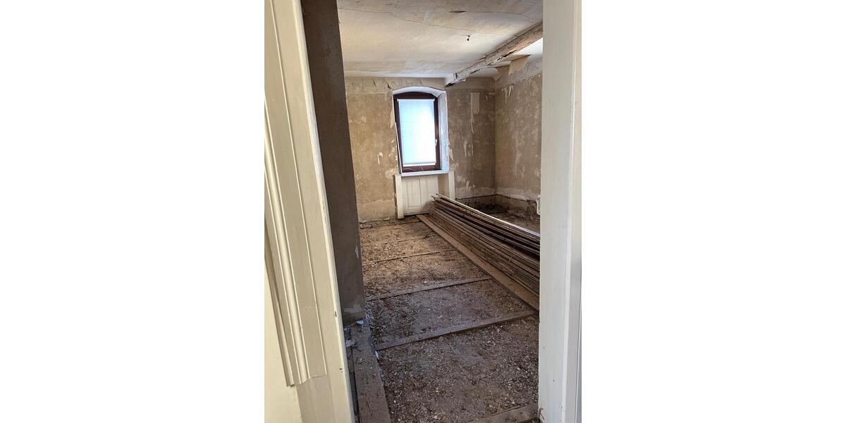 Haus im Sanierungsgebiet 6 zimmer