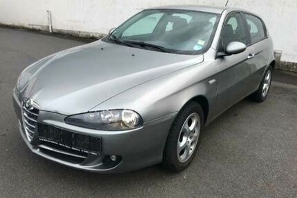 Alfa Romeo 147 130.000 km 1.199 &euro; Worms 67551