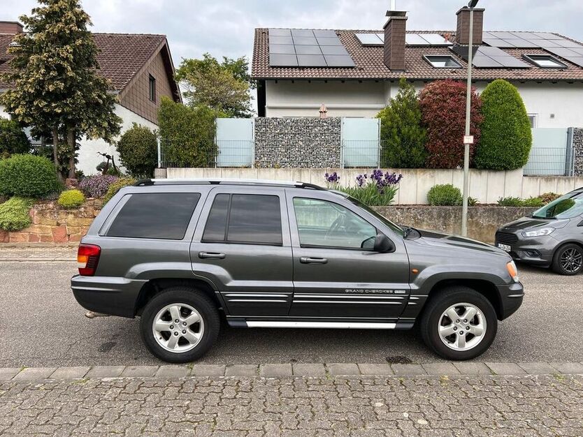 Grand Cherokee