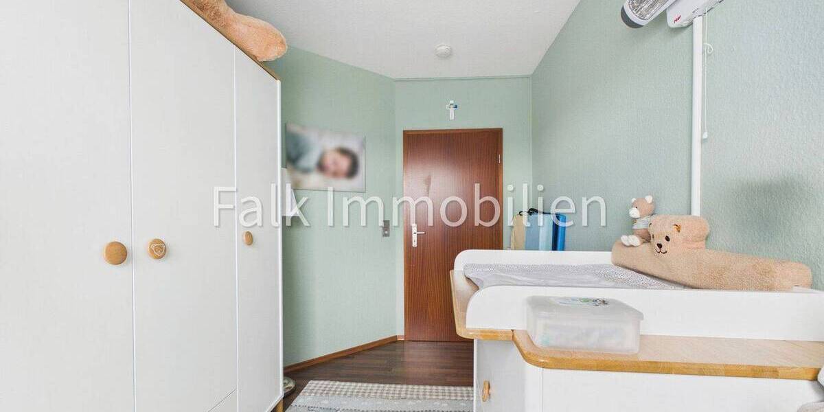 Etagenwohnung Brühl - 4 Zimmer, 98 m&sup2;, 289.000&euro; | Angebot:26174197