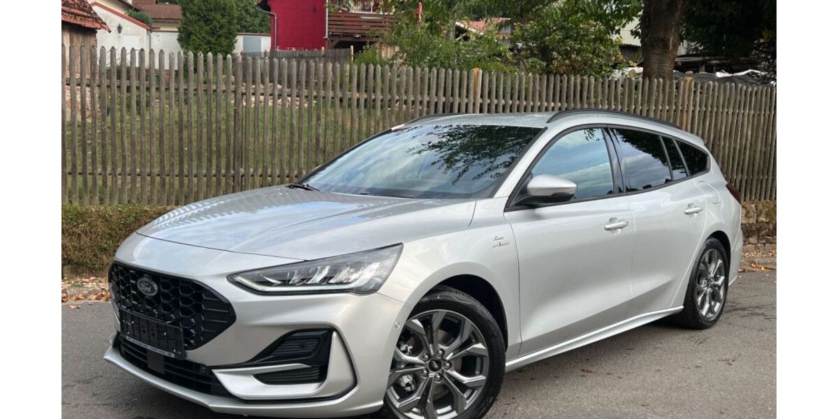 Ford Focus 5.500 km 23.100 &euro; Wald-Michelbach 69483