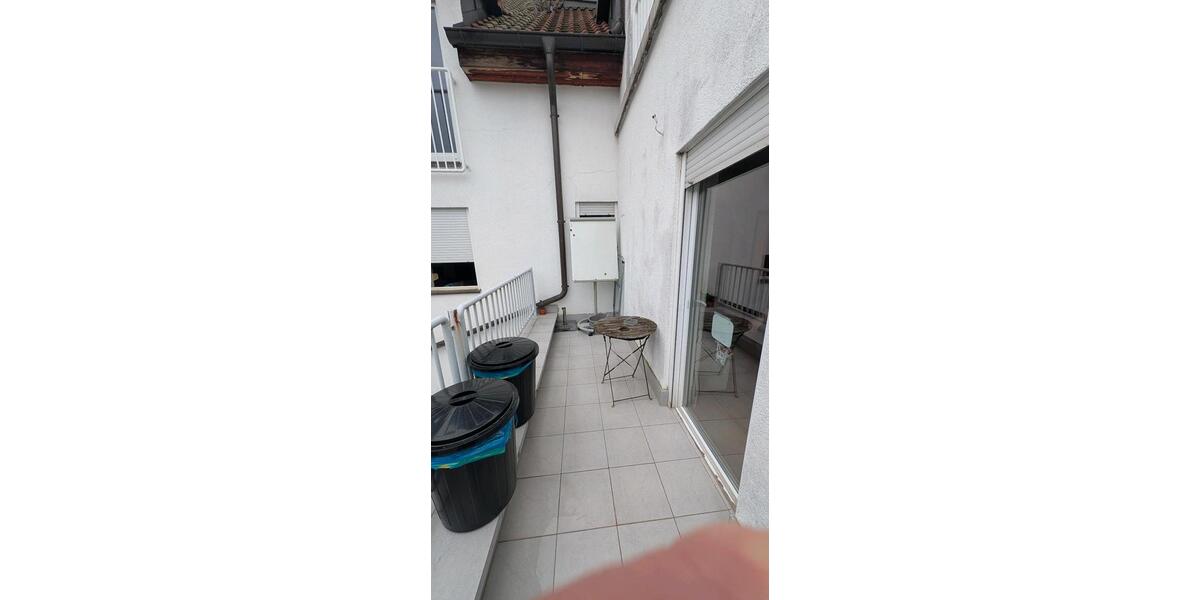 Etagenwohnung Ludwigshafen am Rhein Mundenheim - 2.5 Zimmer, 70 m&sup2;, 240.000&euro; | Angebot:25512624