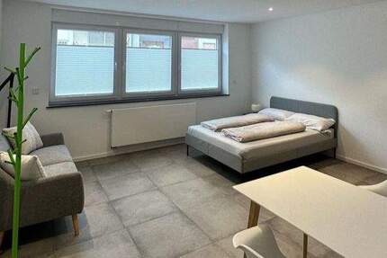 Top saniertes Apartment, voll möbliert in LU-Süd 1 zimmer