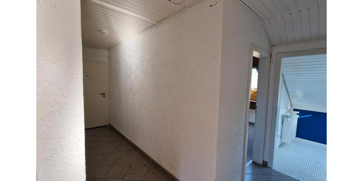 Dachgeschoßwohnung Bad Dürkheim - 2 Zimmer, 61 m&sup2;, 800&euro; | Angebot:26211200