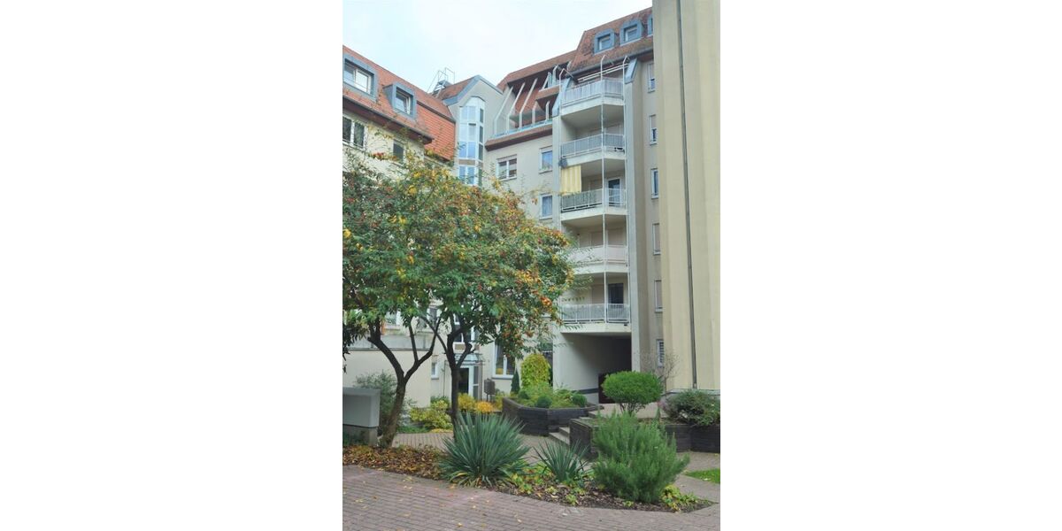 Provisionsfrei* Bezugsfrei: DG mit Terrasse & TG-Stellplatz am Schillerplatz - Dachgeschoßwohnung Mannheim | Angebot:24569761