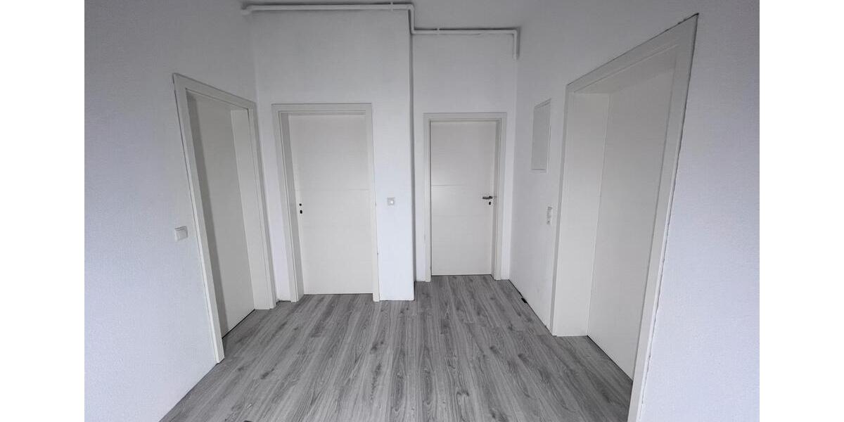 Etagenwohnung Ludwigshafen am Rhein Mundenheim - 3 Zimmer, 87 m&sup2;, 1.000&euro; | Angebot:26201576