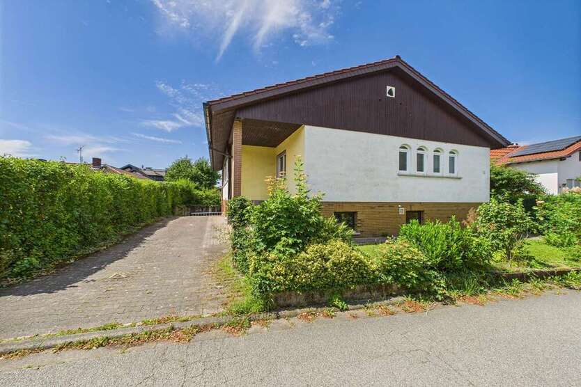 Haus zum Kaufen in Fürth 320.000 € 216 m²