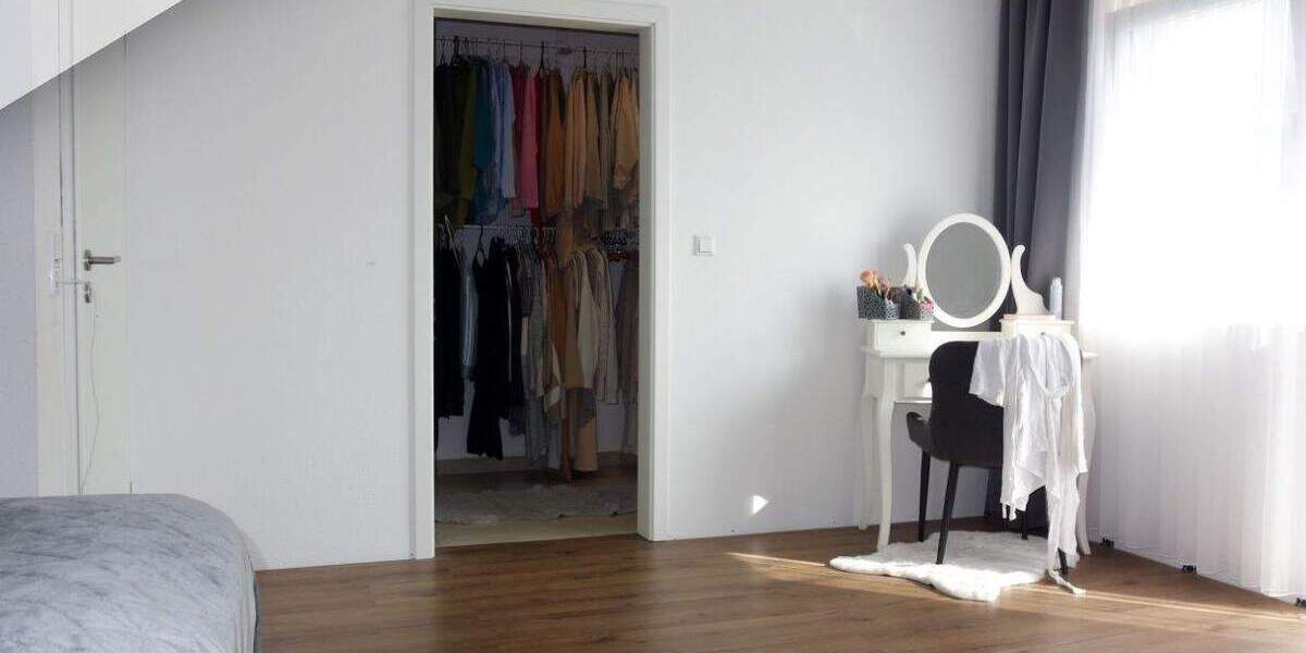 Doppelhaushälfte Philippsburg - 6 Zimmer, 234 m&sup2;, 560.000&euro; | Angebot:25797076