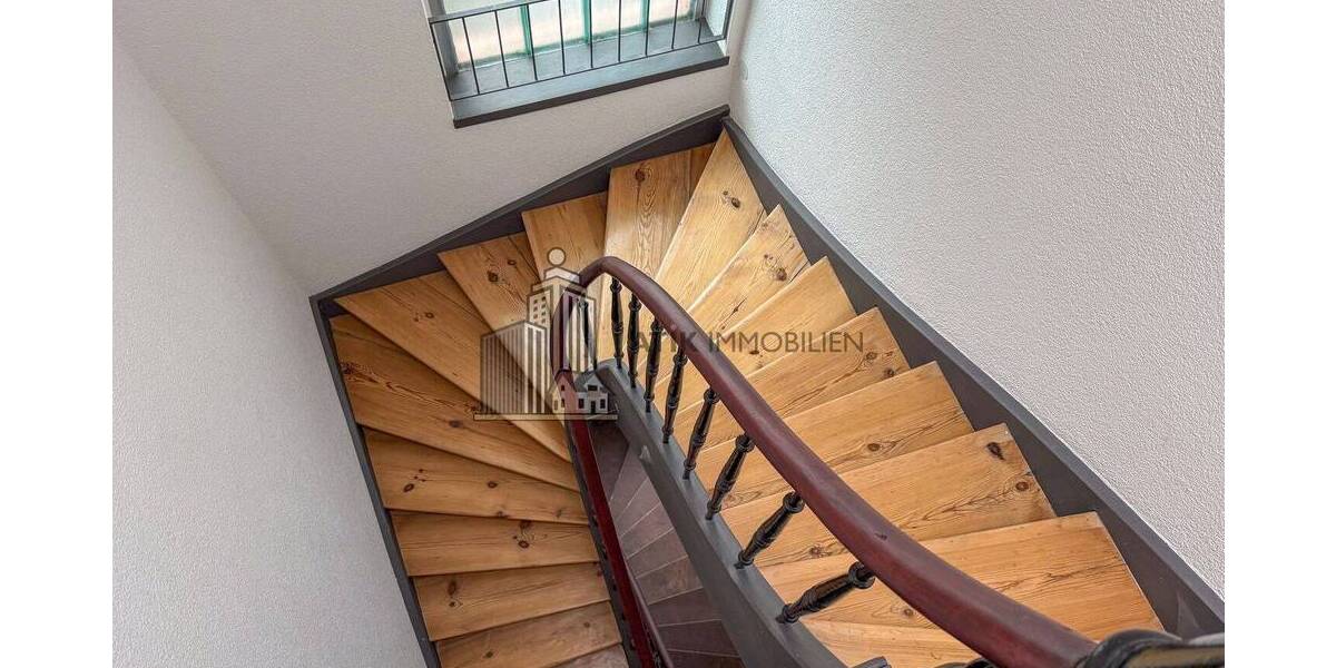 ATIK: Helle 7-Zimmer-Whg direkt am Marktplatz, ideal für WG-Nutzung, nur wenige Minuten von der Uni - Etagenwohnung Mannheim Quadrate | Angebot:26267224