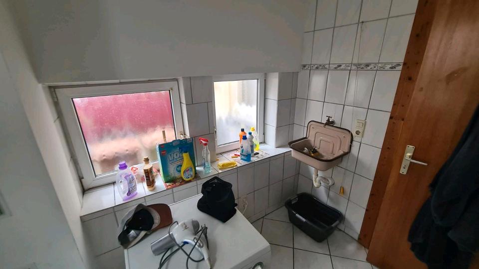 Kleines Haus in Weinheim zu verkaufen. 2 zimmer