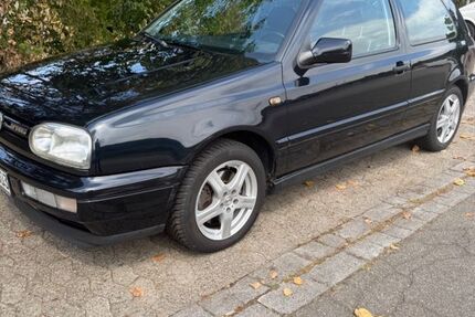 VW Golf 86.400 km 14.800 &euro; Neckargemünd 69151