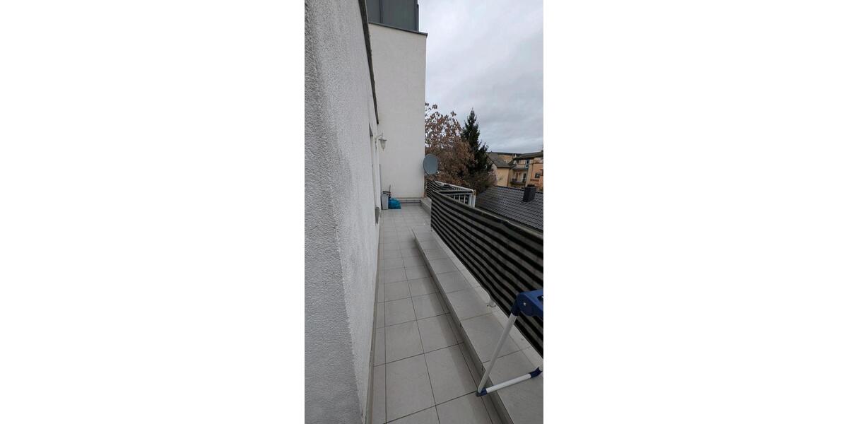 Etagenwohnung Ludwigshafen am Rhein Mundenheim - 2.5 Zimmer, 70 m&sup2;, 240.000&euro; | Angebot:25512624