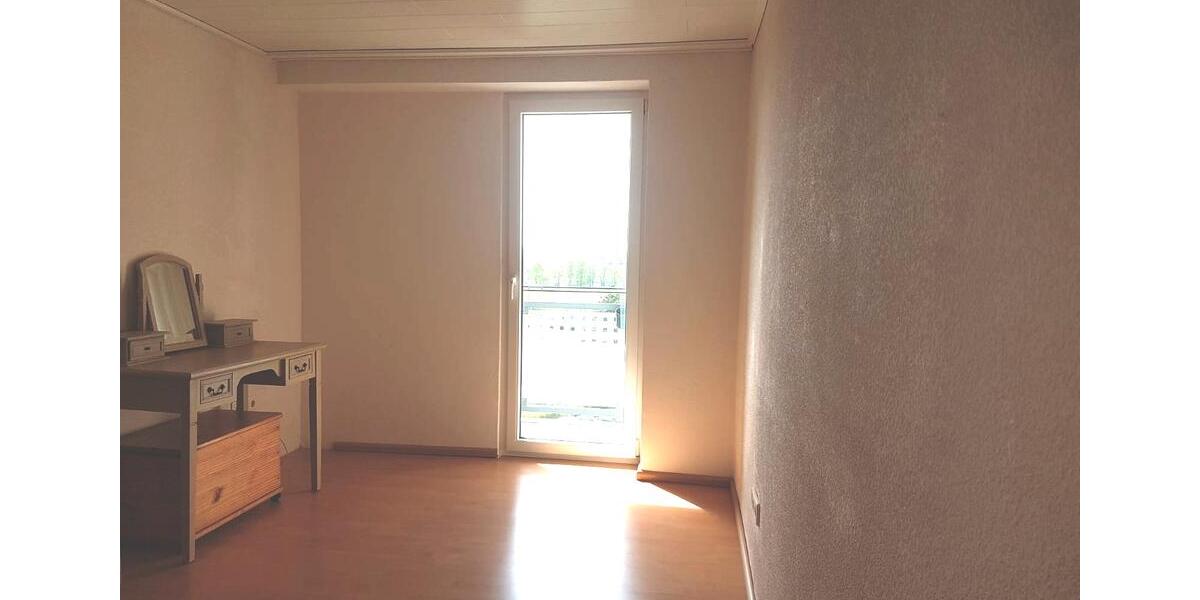 Etagenwohnung Hockenheim - 3 Zimmer, 81 m&sup2;, 239.000&euro; | Angebot:26145453