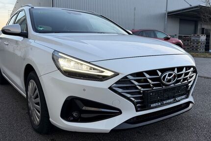 Hyundai i30 153.977 km 12.999 € Hockenheim 68766