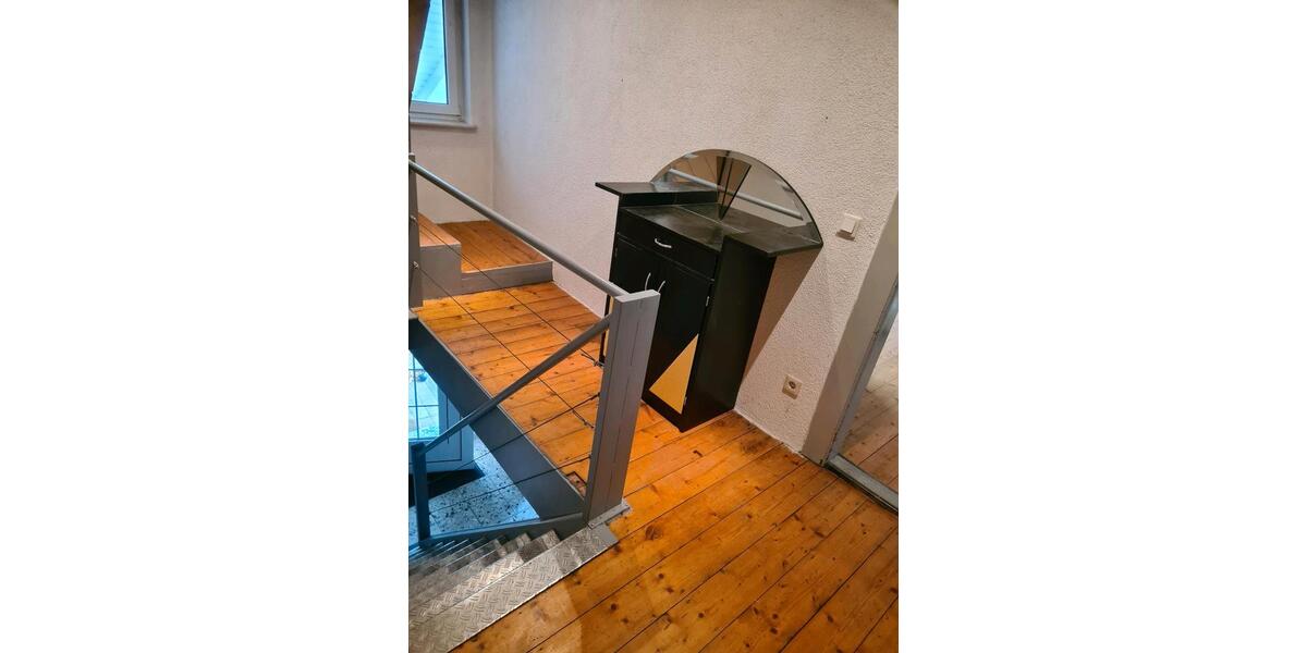 Einfamilienhaus Hamm am Rhein - 6 Zimmer, 176 m&sup2;, 278.000&euro; | Angebot:22913948