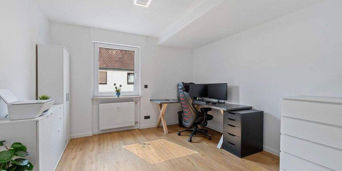 Neu sanierte 4 Zimmer Wohnung mit TG-Stellplatz in Bestlage von Hemsbach - Provisionsfrei 4 zimmer