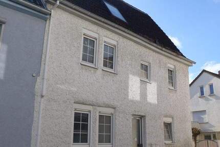 Haus Gernsheim - 5 Zimmer, 135 m&sup2;, 219.000&euro; | Angebot:25385692