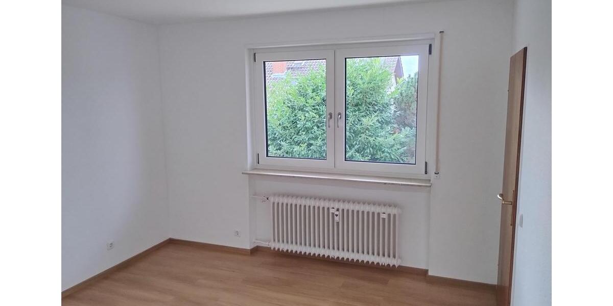 Erdgeschoßwohnung Leimen - 2 Zimmer, 66 m&sup2;, 990&euro; | Angebot:26088246