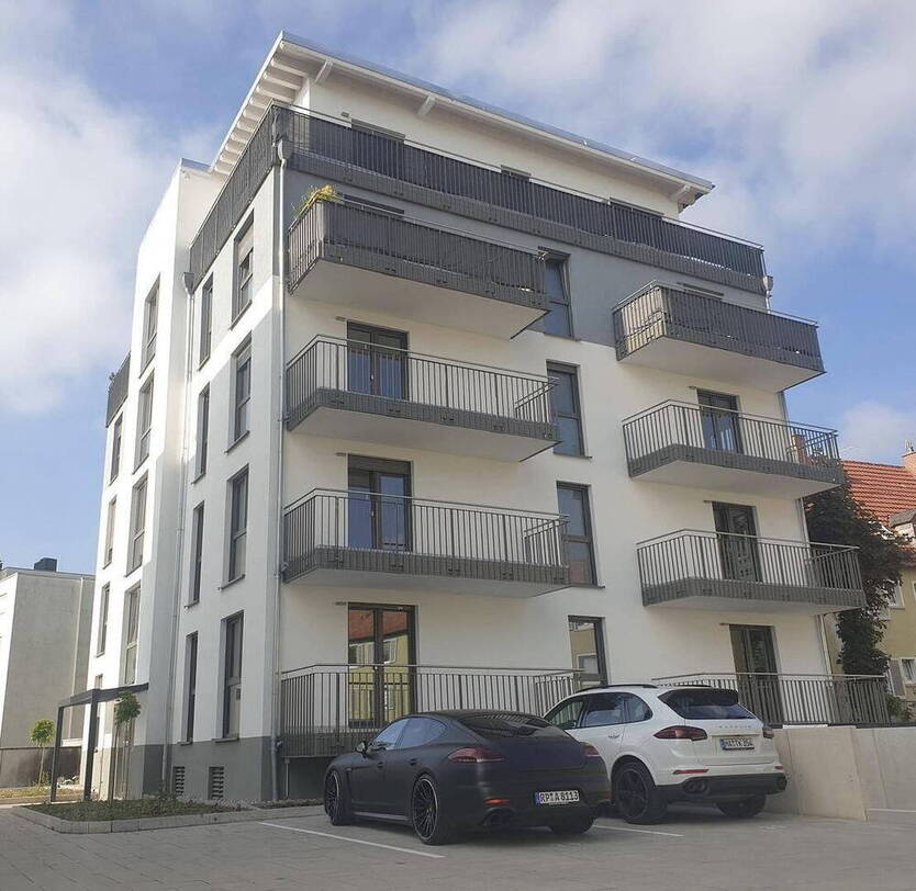 Leben und Wohlfühlen am Fronhof - Moderne 3-Zimmer NeubauWohnung mit Balkon