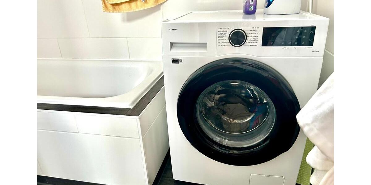 Etagenwohnung Ludwigshafen am Rhein - 4 Zimmer, 98 m&sup2;, 1.350&euro; | Angebot:25320406