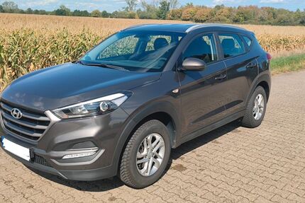 Hyundai TUCSON 90.000 km 14.700 &euro; eppelheim 68766