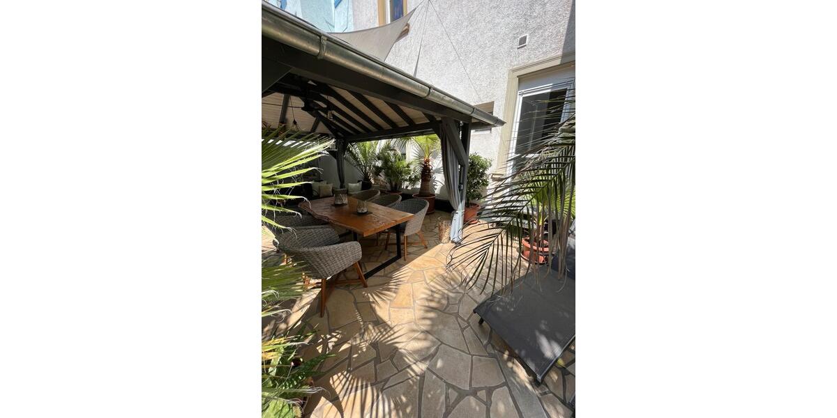 Erdgeschoßwohnung Ludwigshafen am Rhein Ludwigshafen-Oggersheim - 3 Zimmer, 100 m&sup2;, 1.200&euro; | Angebot:26177148