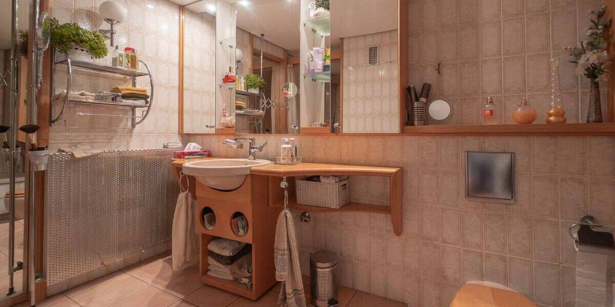 Etagenwohnung Ludwigshafen am Rhein Mitte - 3 Zimmer, 106 m&sup2;, 215.000&euro; | Angebot:26127987