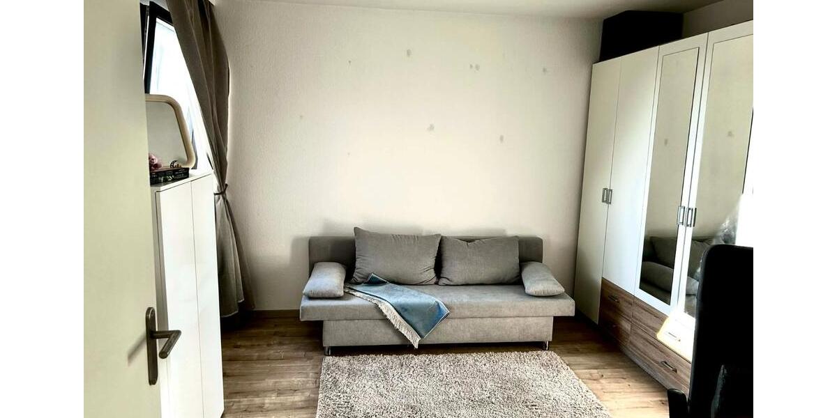 Etagenwohnung Ludwigshafen am Rhein - 4 Zimmer, 98 m&sup2;, 1.350&euro; | Angebot:25320406