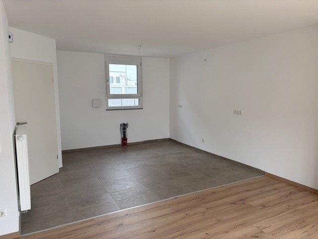 Doppelhaushälfte Biblis - 5 Zimmer, 146 m&sup2;, 1.825&euro; | Angebot:23961853